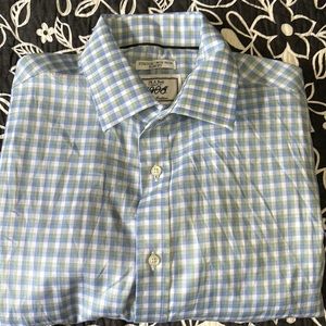 (#8)NWOT Mens long sleeve casual shirt by Jos A Bank. Size 15-33. Slim Fit